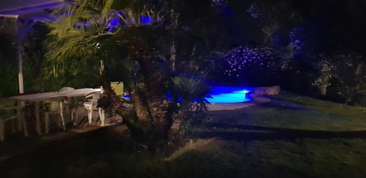 הוילה קאפוטרה Borgo Degli Ulivi Depandance מראה חיצוני תמונה